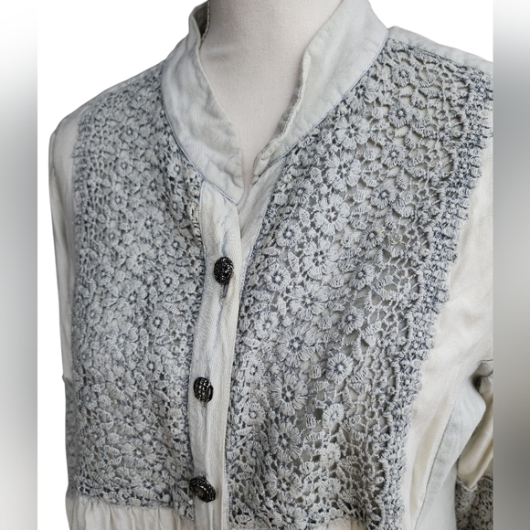 Parsley & Sage Button Down Shirt Denim Boho Look With Floral Embroidery Size Lg - Picture 3 of 7